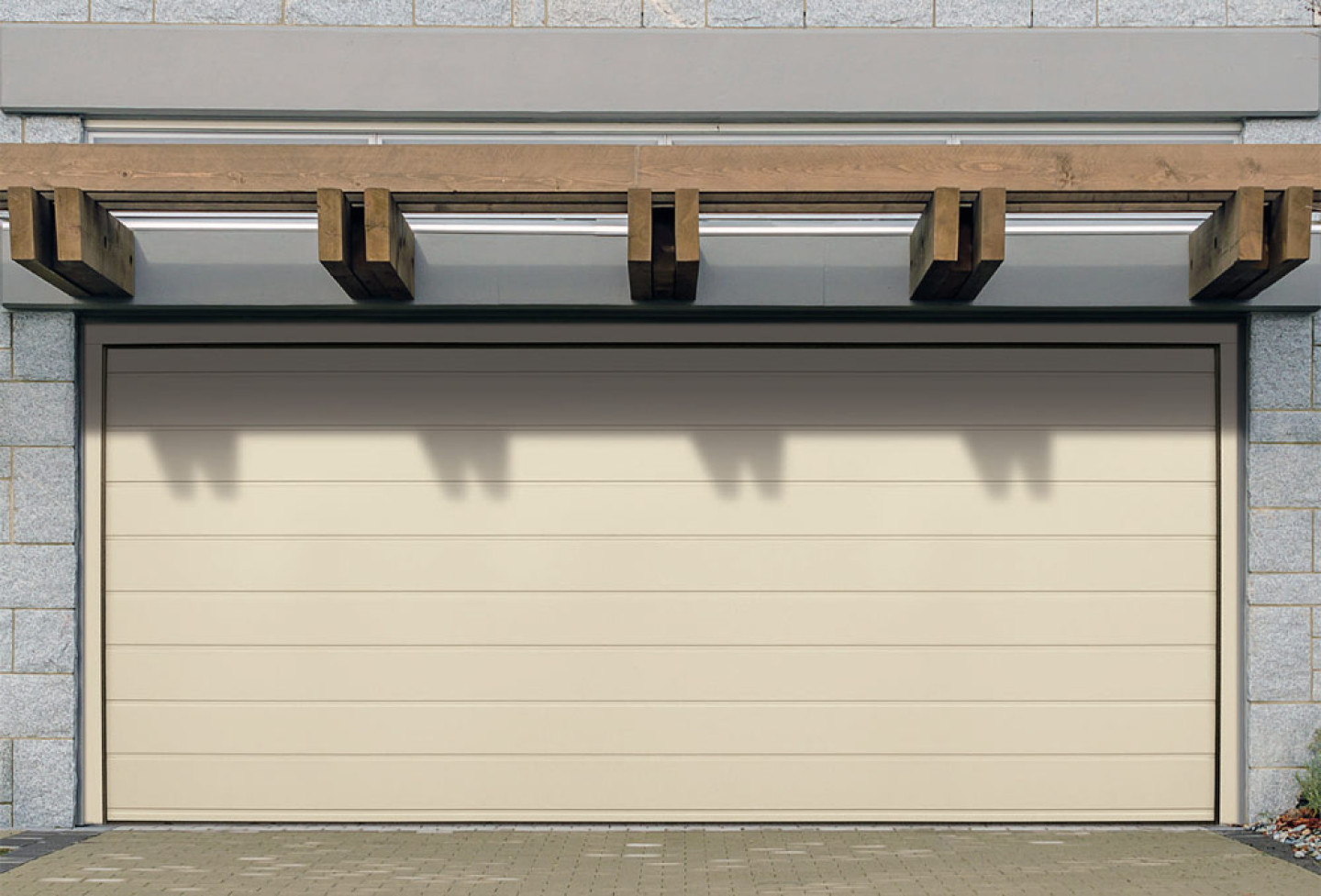 porte sezionali anti-intrusione